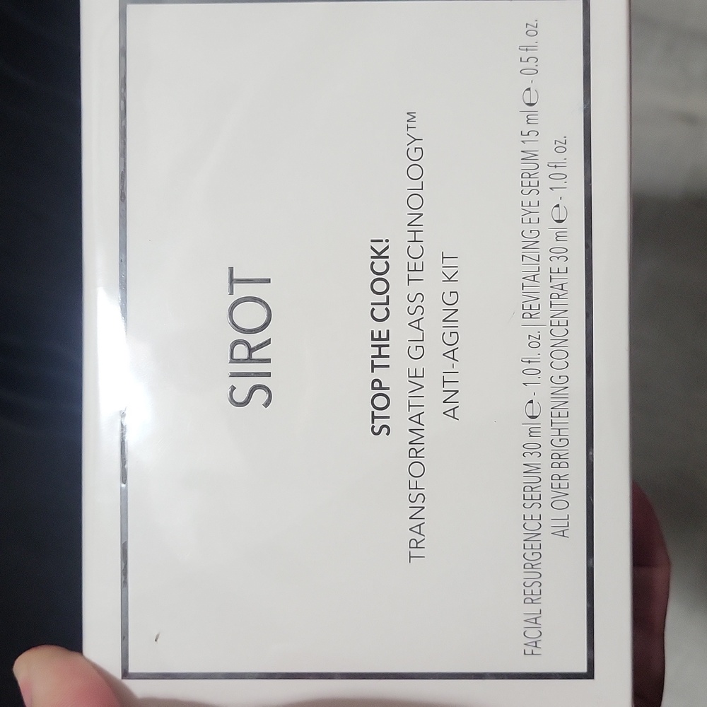 IRO Anti-Aging Kit - White